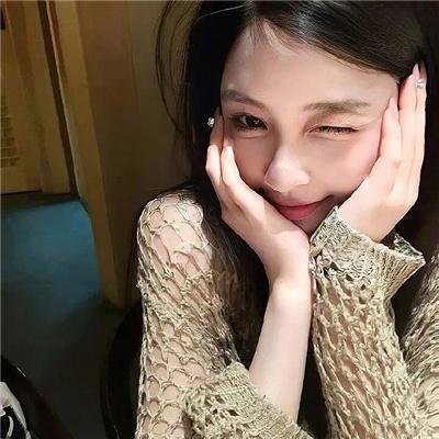 我的女神室友斗娜 封面